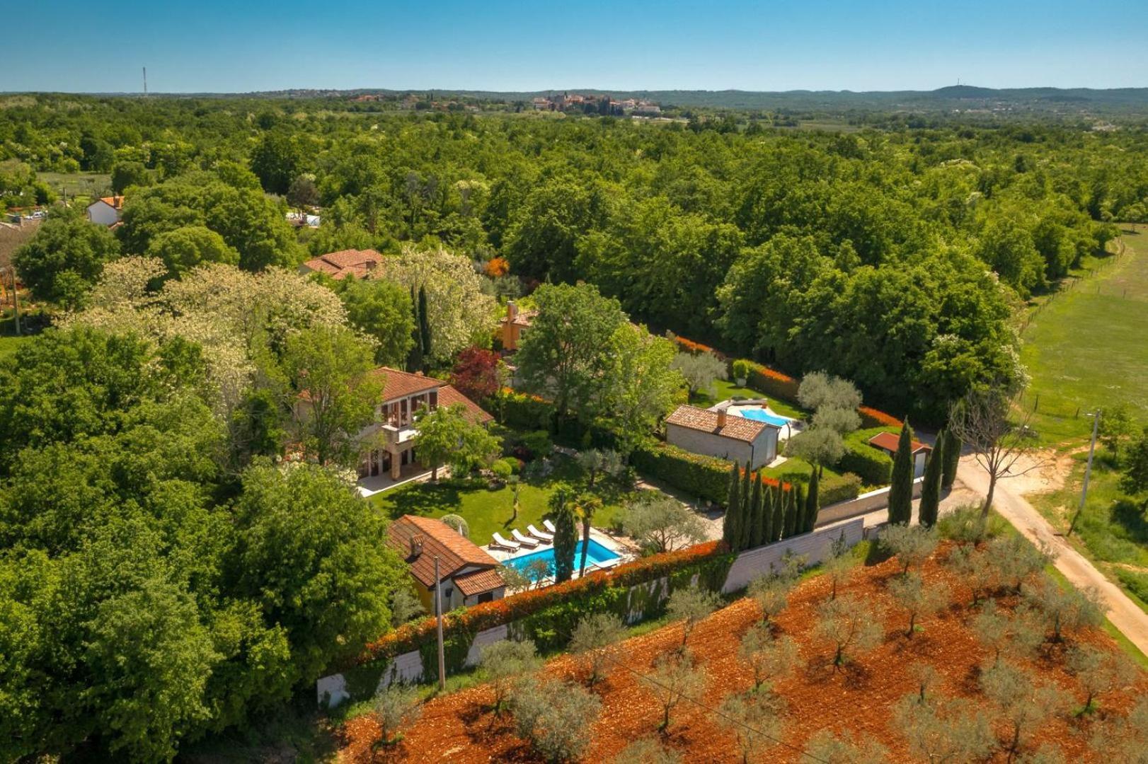 Rustic Villa Cehici With Pool In Sveti Lovrec Jehnici Экстерьер фото
