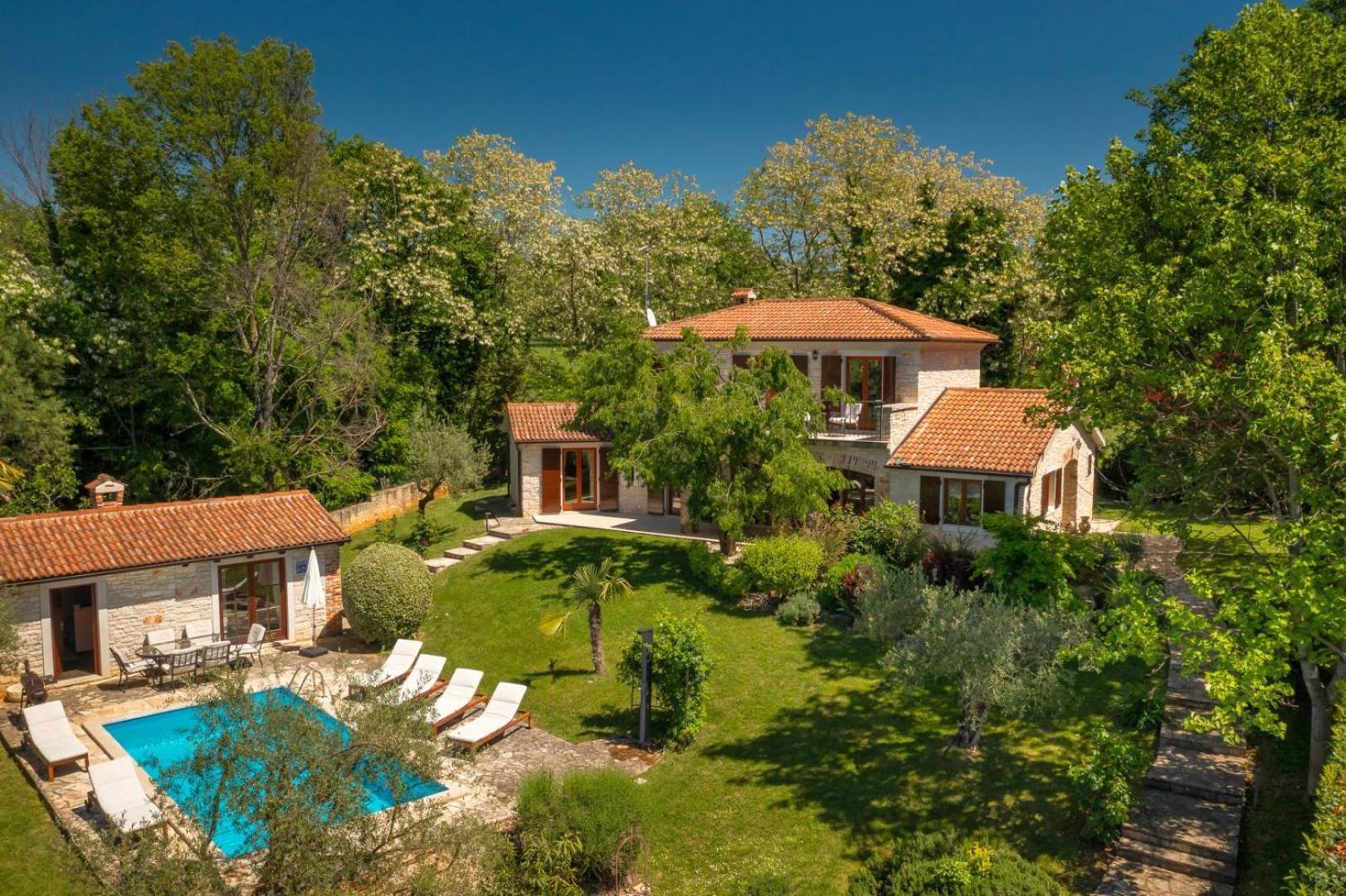 Rustic Villa Cehici With Pool In Sveti Lovrec Jehnici Экстерьер фото